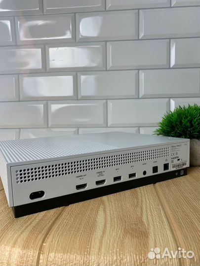 Xbox One S 1tb