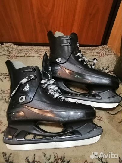 Коньки хоккейные 38-39 размер