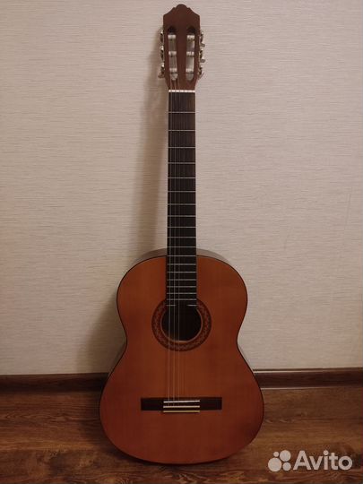 Классическая гитара yamaha c40