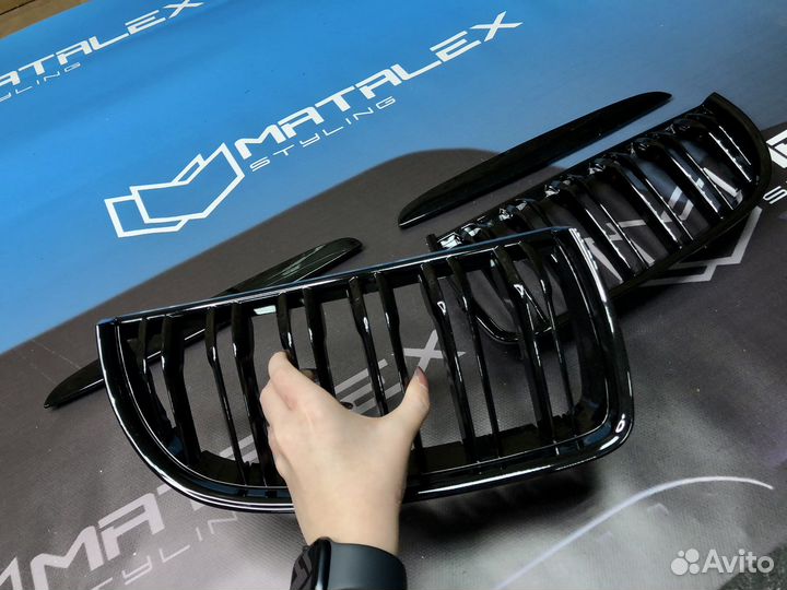 Решетка радиатора BMW E90 М стиль, дорест