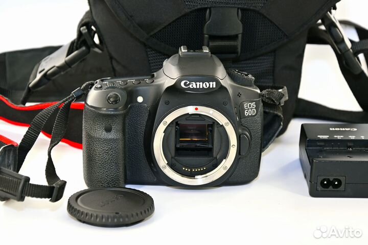 Canon EOS 60D 18.0MP цифровая зеркалка