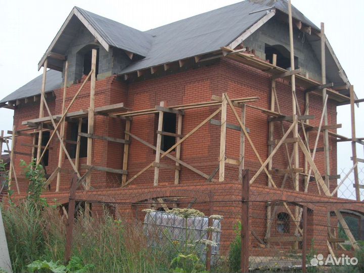 Каменщик. Кровельщик. Строительство домов