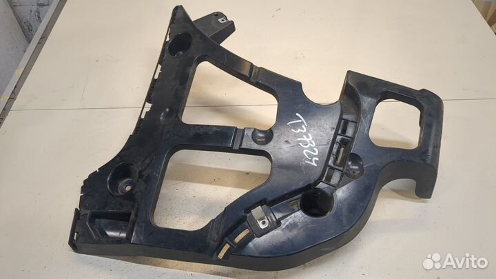 Кронштейн бампера BMW X5 E70, 2008