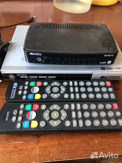 Ресивера с антеной на 2 телевизора б/у