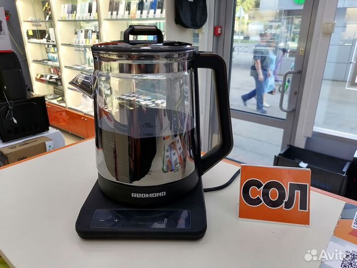 Чайник электрический Redmond RK-G1310D