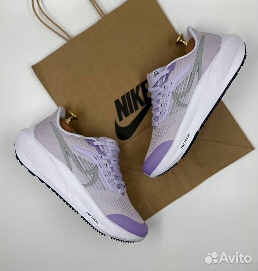 Кроссовки женские Nike Air Zoom