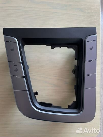 Накладка кулисы кпп Hyundai Elantra AD