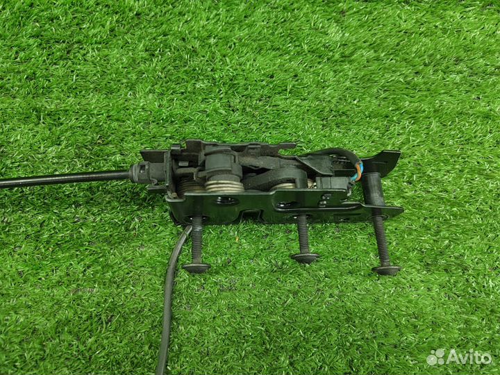 Замок капота 8K0823509A Audi A4 B8 8K