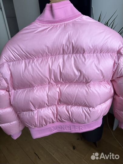 Пуховик moncler женский размер 1 S
