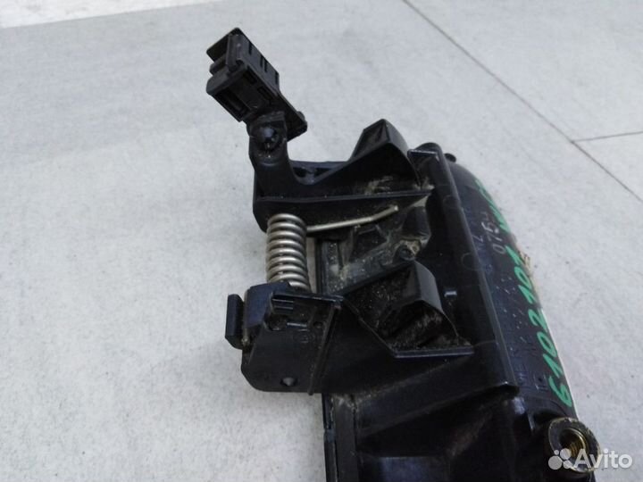 Ручка наружная двери багажника