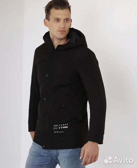 Новая мужская куртка 42 размер