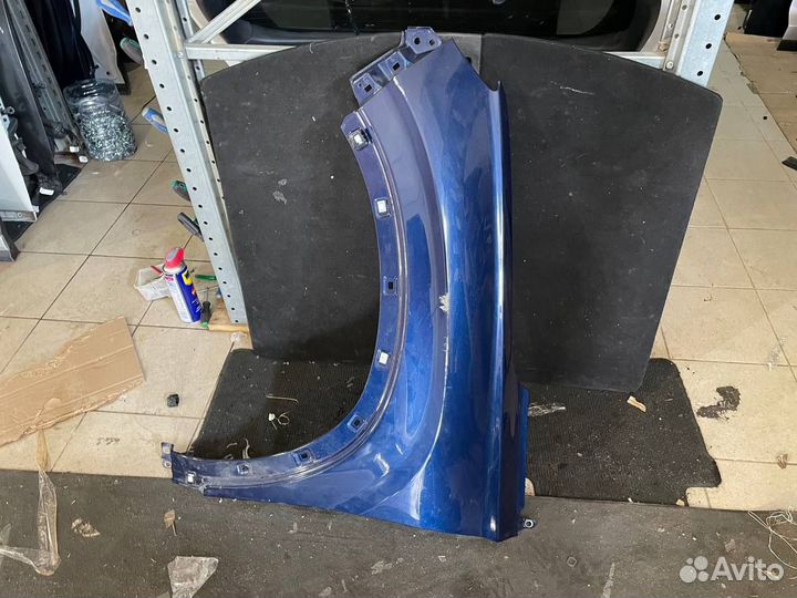 Переднее левое крыло Hyundai Santa Fe 4 TM