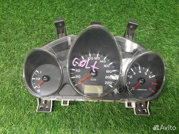 В наличии: Панель приборов Mitsubishi Colt 6 z30