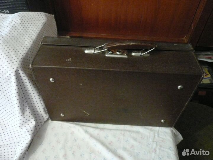 Чемодан портфель прошлый век