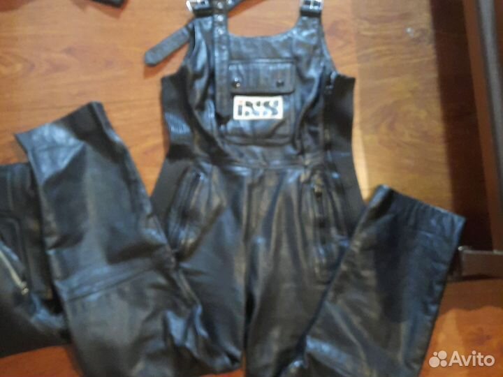 Мотокомбмнезон из натуральной кожи