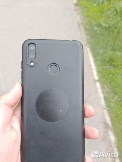 HUAWEI Y7 (2019), 3/32 ГБ