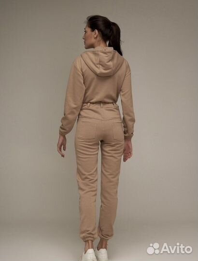 Комбинезон женский