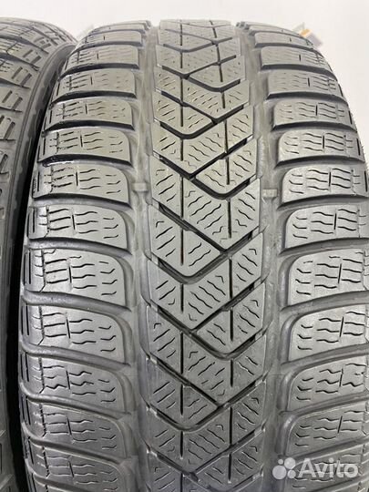 Pirelli Winter Sottozero 3 215/45 R17