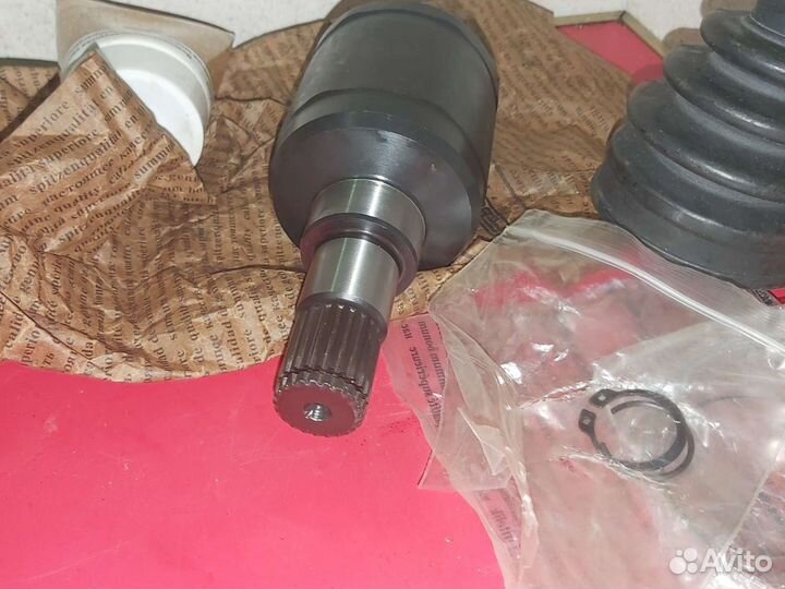 Шрус внутрений левый Suzuki Liana МКПП