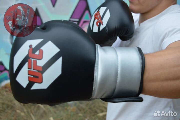 Боксерские перчатки