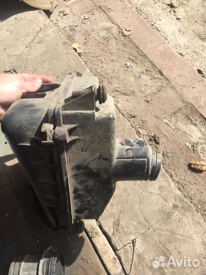 Лада Приора корпус воздушного фильтра