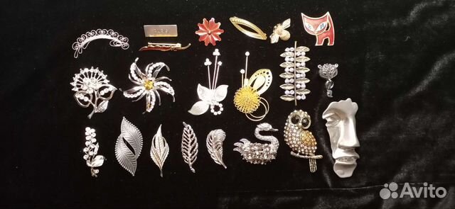 Броши и значки из металла