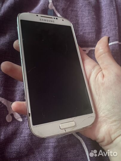 Телефон Samsung