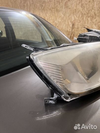 Фары передние granta