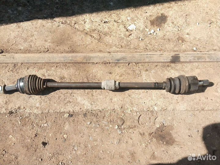 Привод правый МКПП Hyundai Accent