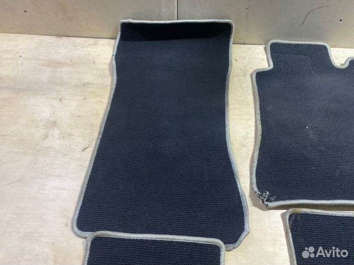 Коврики комплект Mercedes-Benz C-Class W203