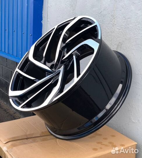 Кованые диски на Mercedes W464 W463 G-Class R23