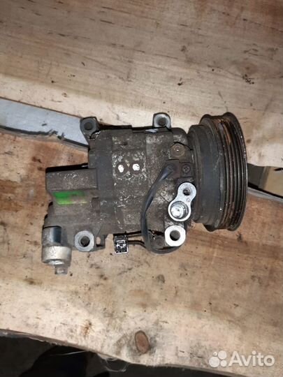 Компрессор кондиционера Nissan Micra 1.0-1.3 92-02