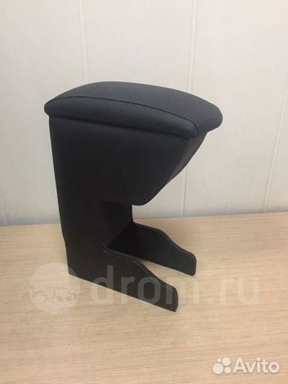 Подлокотник Toyota Probox