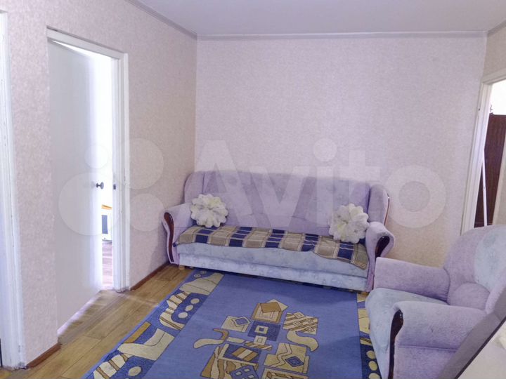 3-к. квартира, 49 м², 1/3 эт.