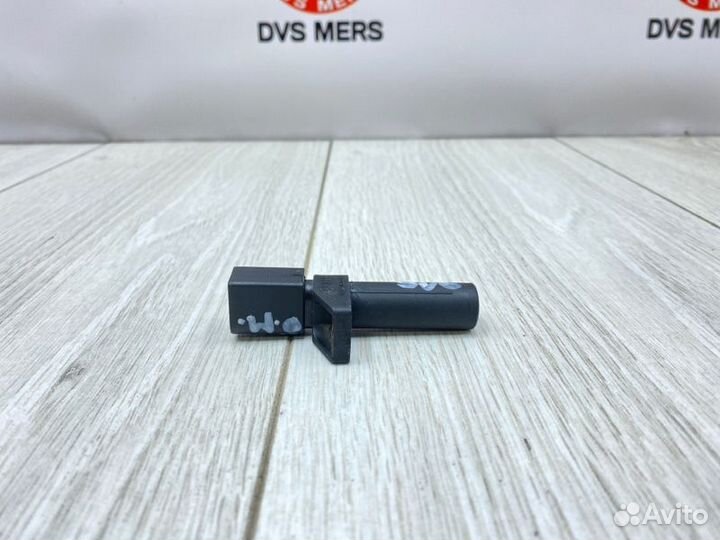 Датчик положения коленвала Mercedes Sprinter W 906