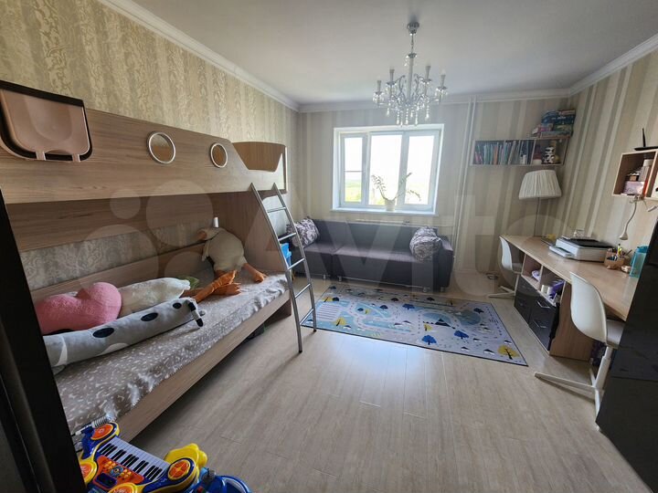 2-к. квартира, 61 м², 5/10 эт.