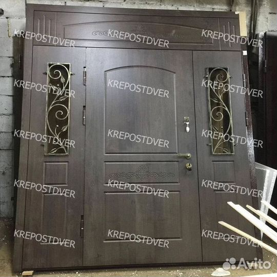 Дверь входная металлическая новая