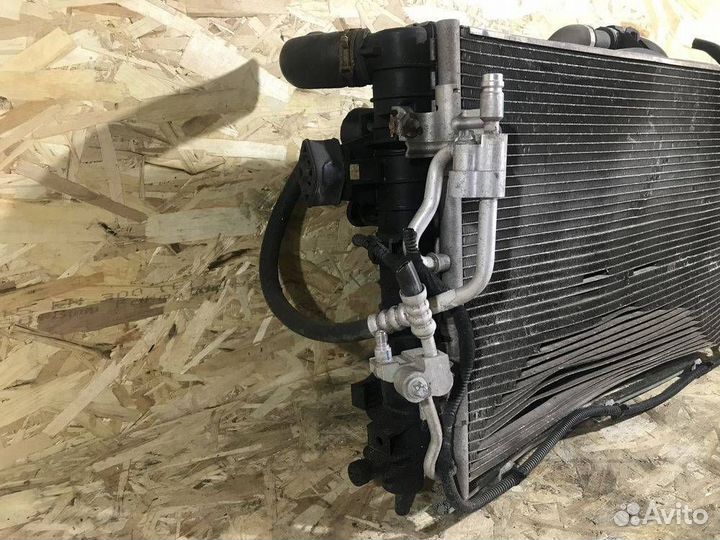 Кассета радиаторов 1.4 Opel Astra H 2006-2014 Р