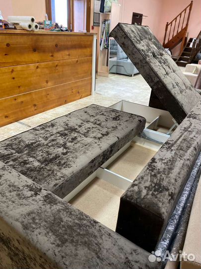 Угловой диван