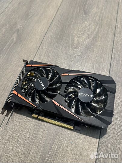 Видеокарта Gigabyte RX 560 4Gb