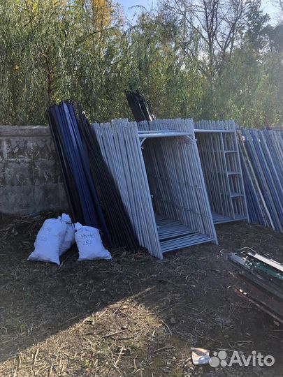 Леса строительные приставные