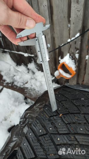 Goodyear Ultragrip Ice Arctic 205/55 R16