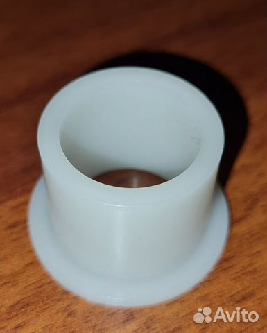 Втулка струбцины пластиковая Yamaha 40-250,F75-350