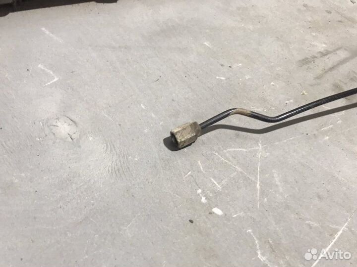 Трубка тормозная задняя левая Renault Sandero