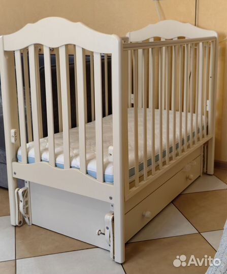 Кроватка Гандылян Анастасия универсальный маятник