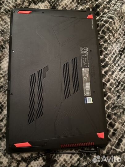 Игровой ноутбук Asus rog gl753ve