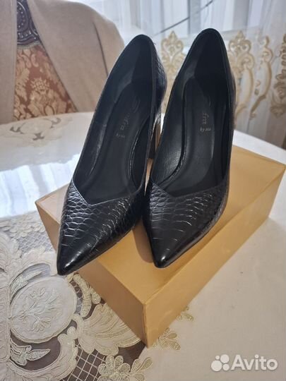 Туфли женские 40 размер