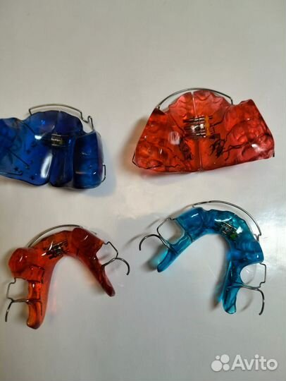 Зубной техник