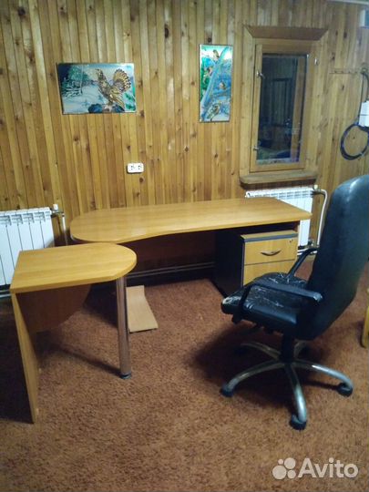 Стол офисный с приставкой