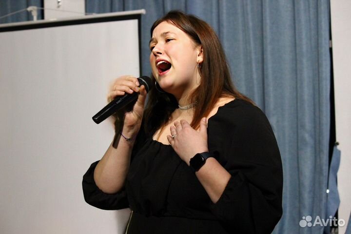 Педагог по вокалу и фортепиано